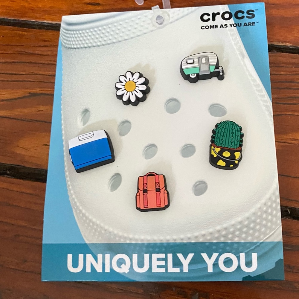 CROCS Jibbitz Camper Trail 5 Pack NWT